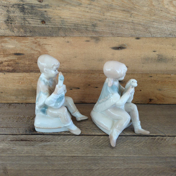 Vintage Boy and Girl with Animals Ceramic Figures Goose Dog - Picture 7 of 11